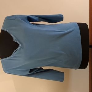 Chelsea Studio three quarter sleeved blue shirt in Women's Small.